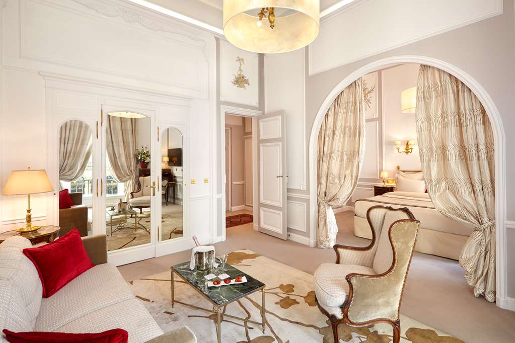 Hôtel Regina Louvre - 3