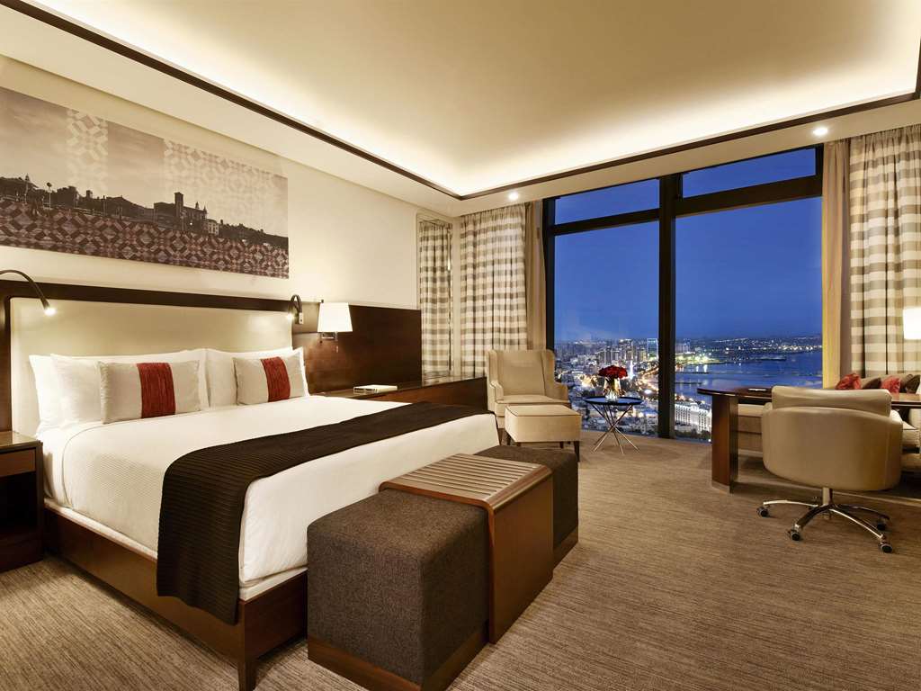 Fairmont Baku - Flame Towers - 5