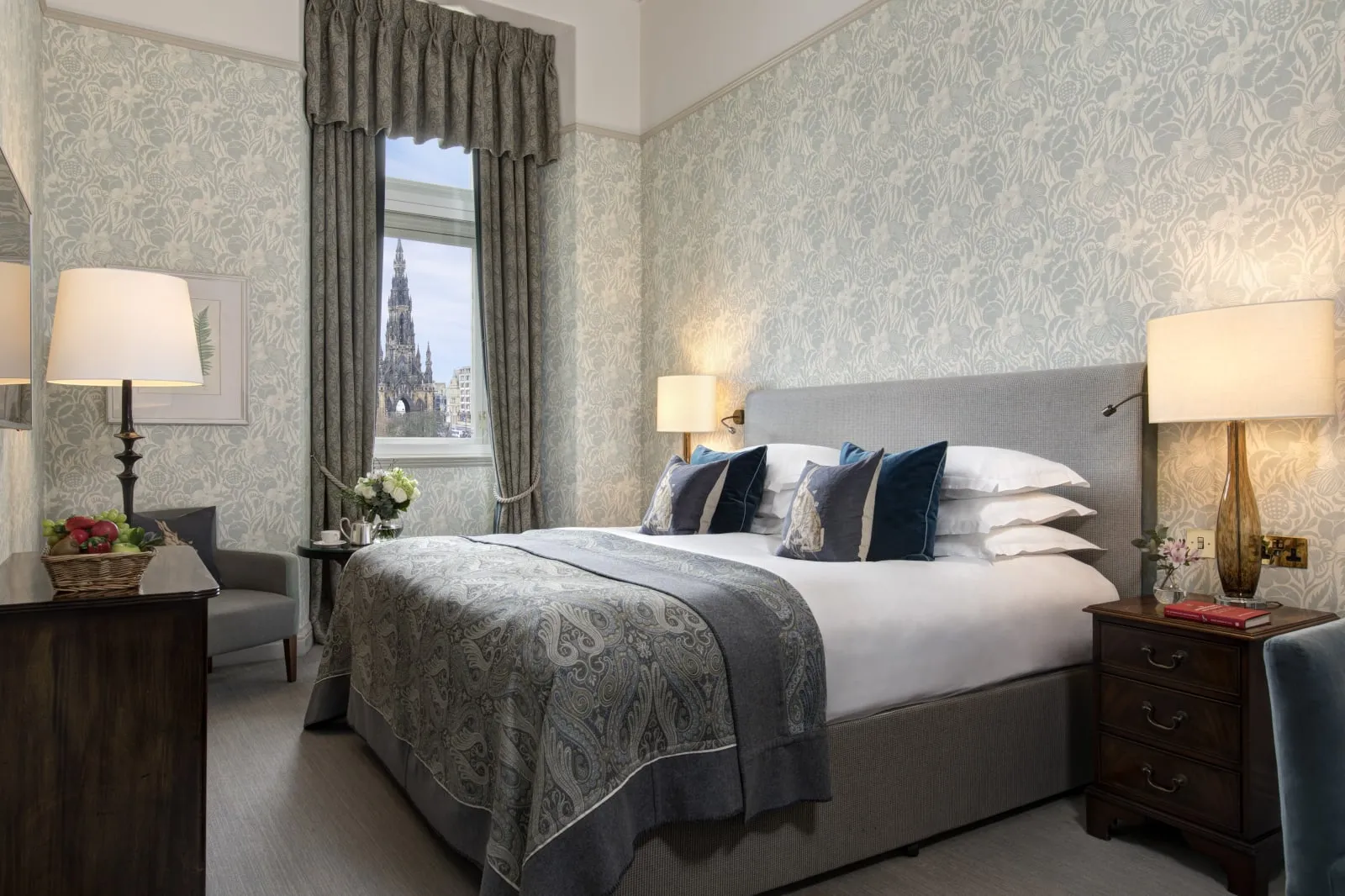 The Balmoral Hotel - 3