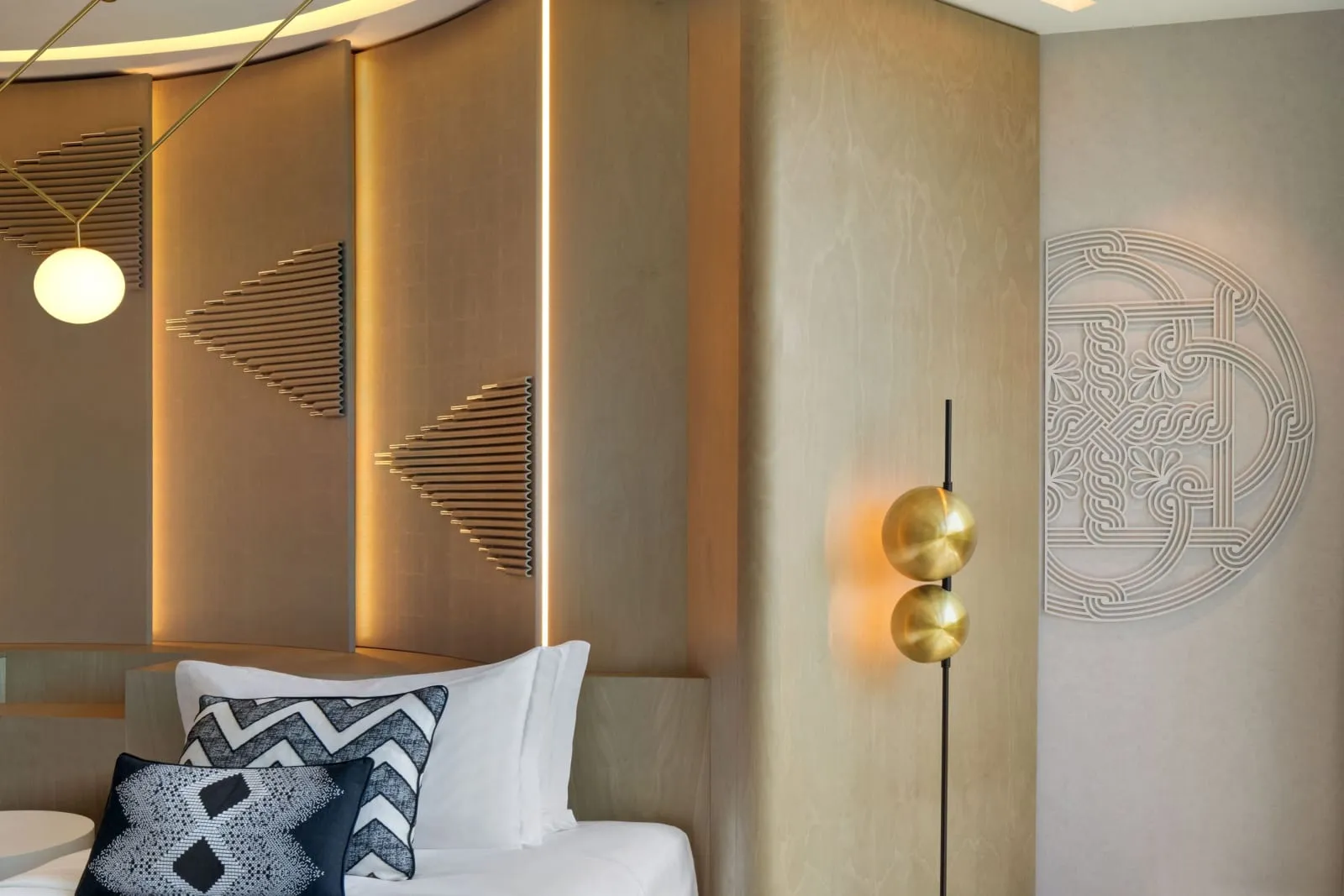 Paragraph Freedom Square, a Luxury Collection Hotel, Tbilisi - 3
