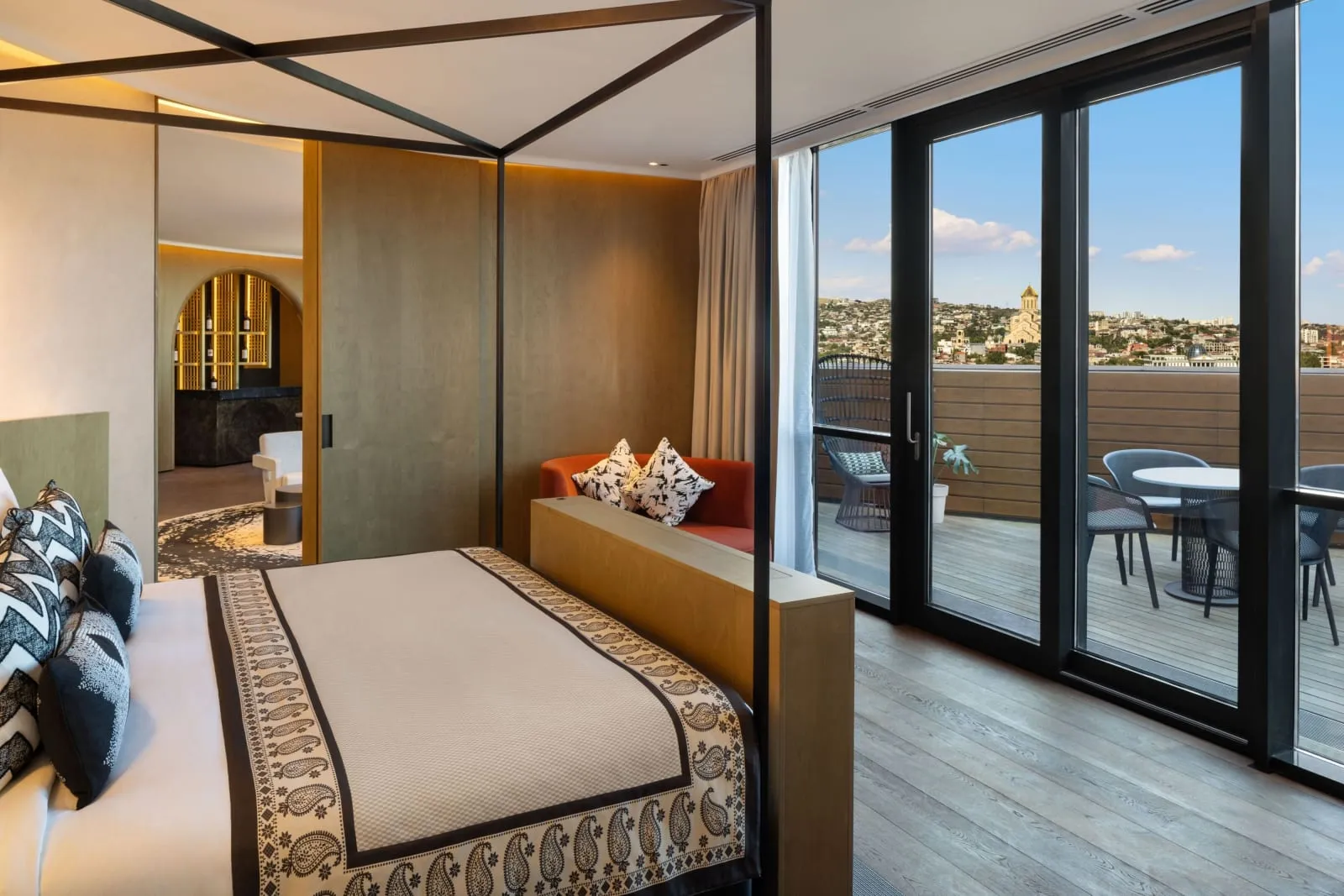 Paragraph Freedom Square, a Luxury Collection Hotel, Tbilisi - 5