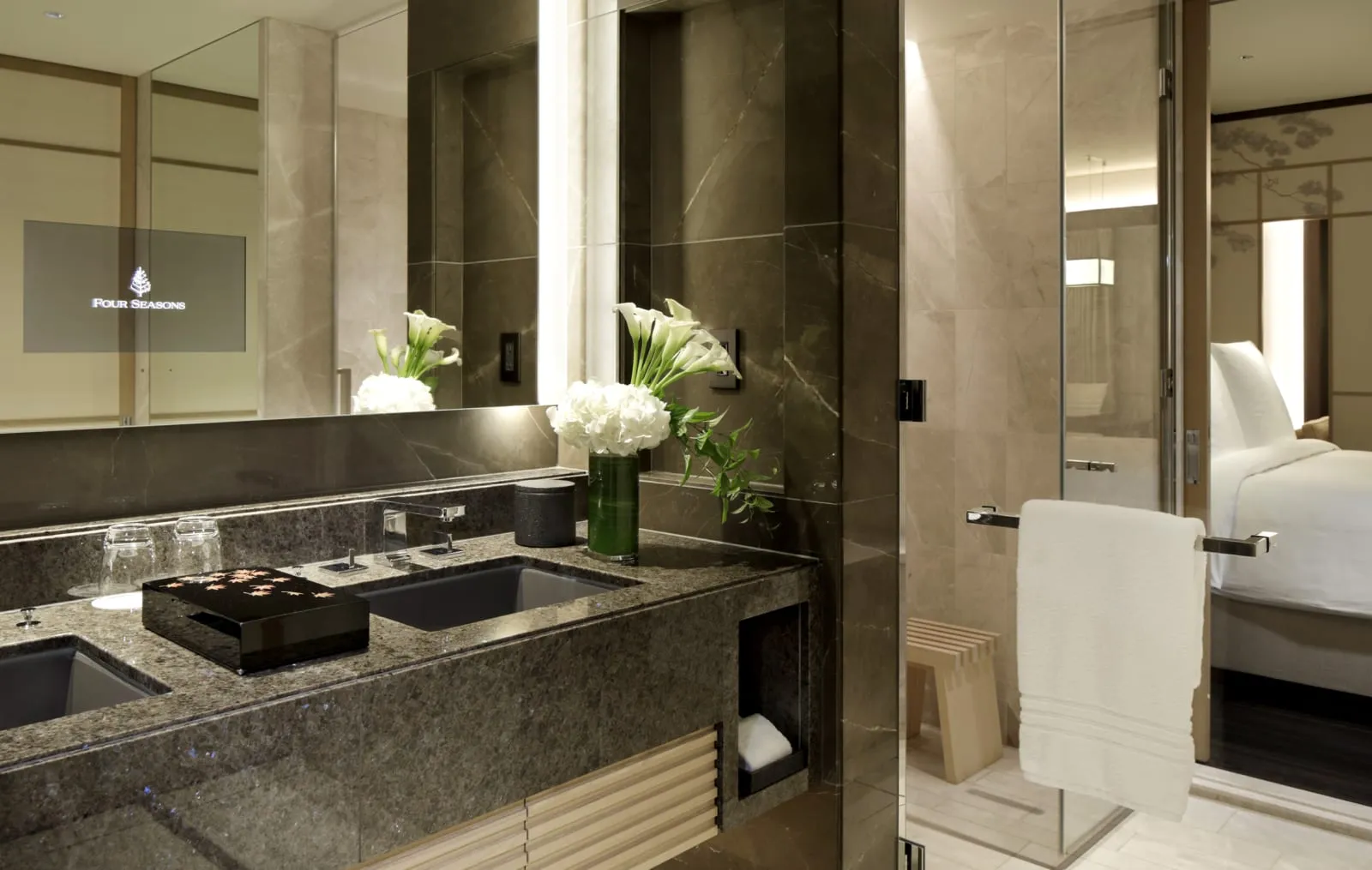 Four Seasons Hotel Kyoto - 5