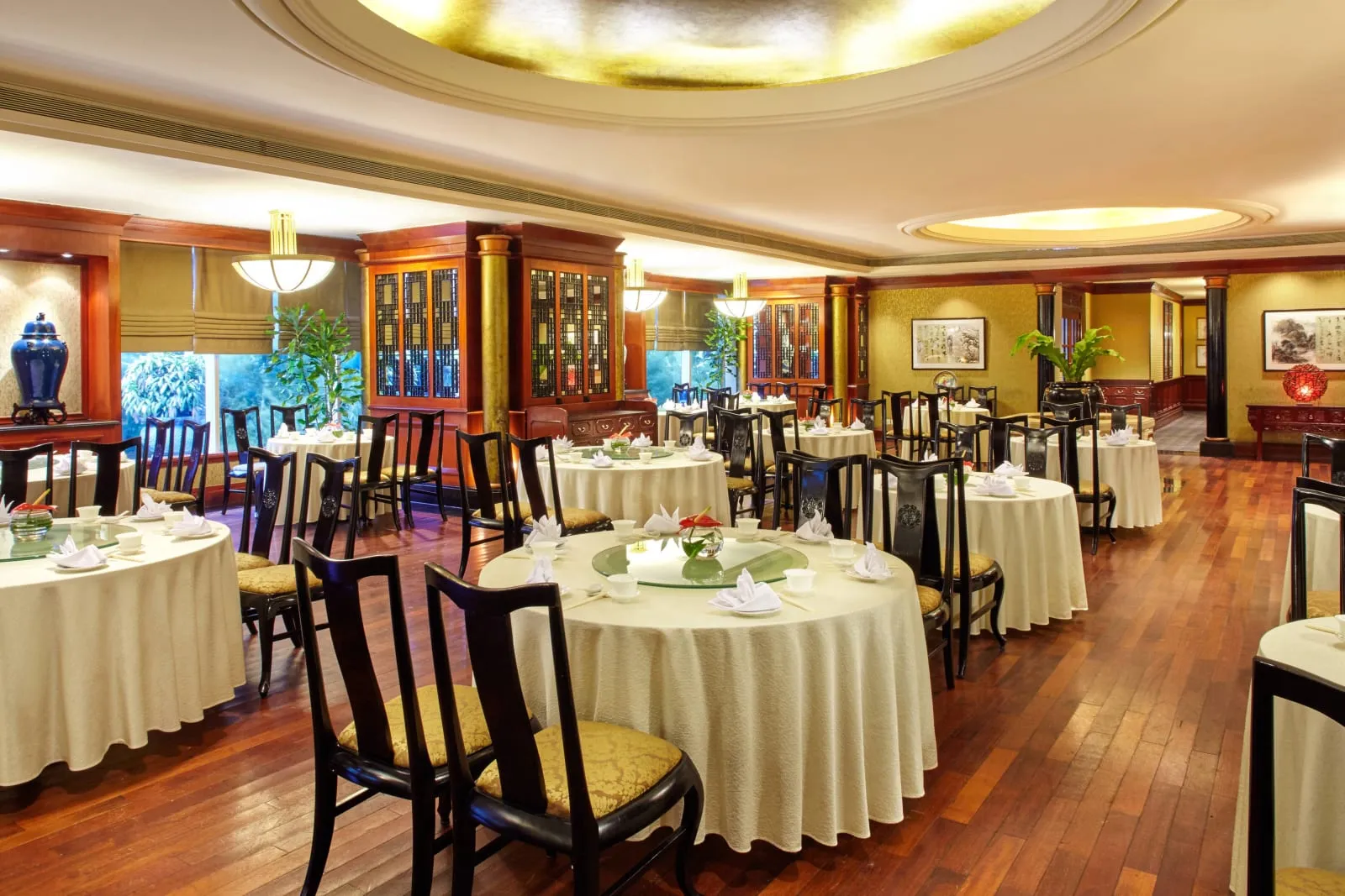 JW Marriott Hotel Surabaya - 2