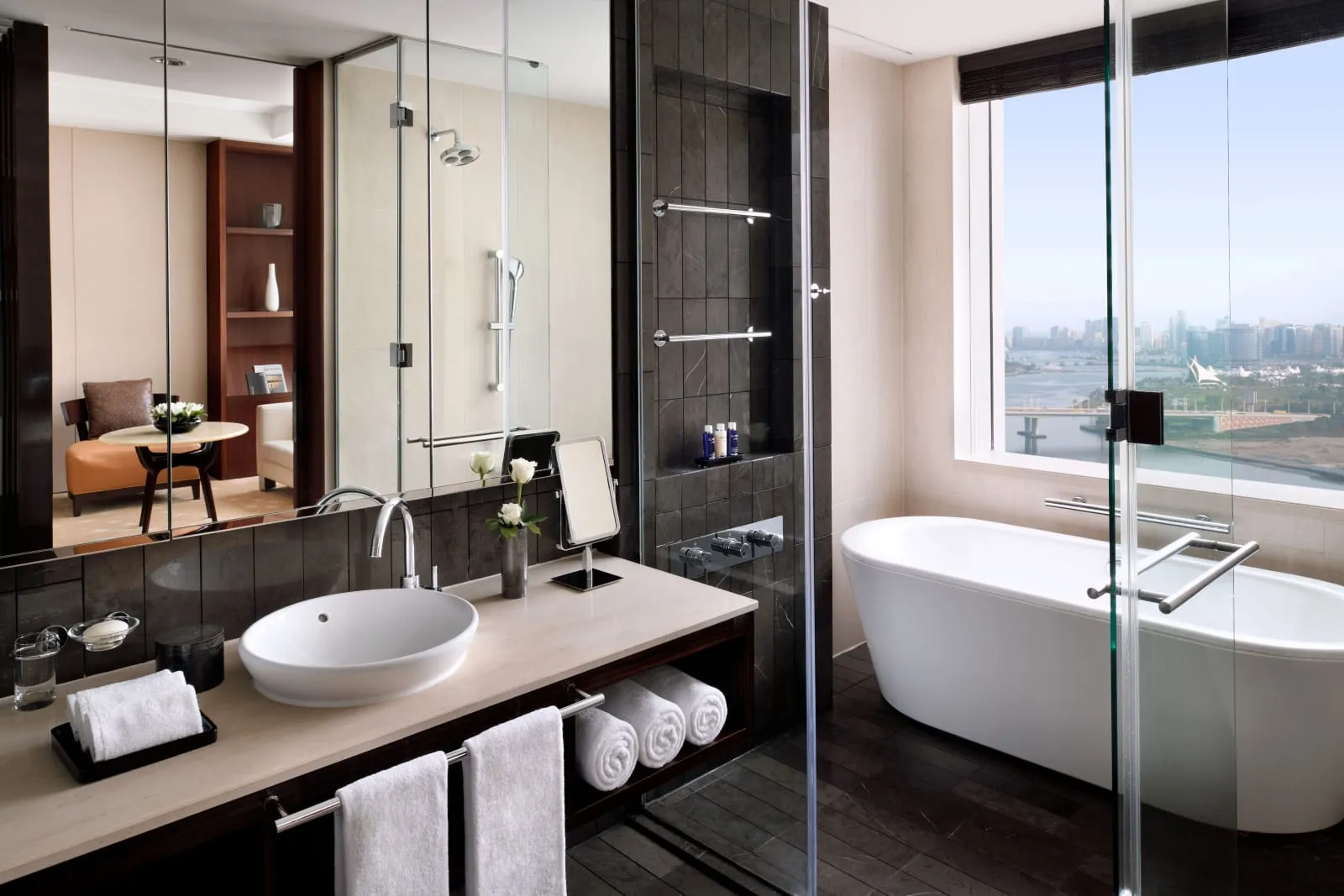 InterContinental Hotels DUBAI FESTIVAL CITY by IHG - 3