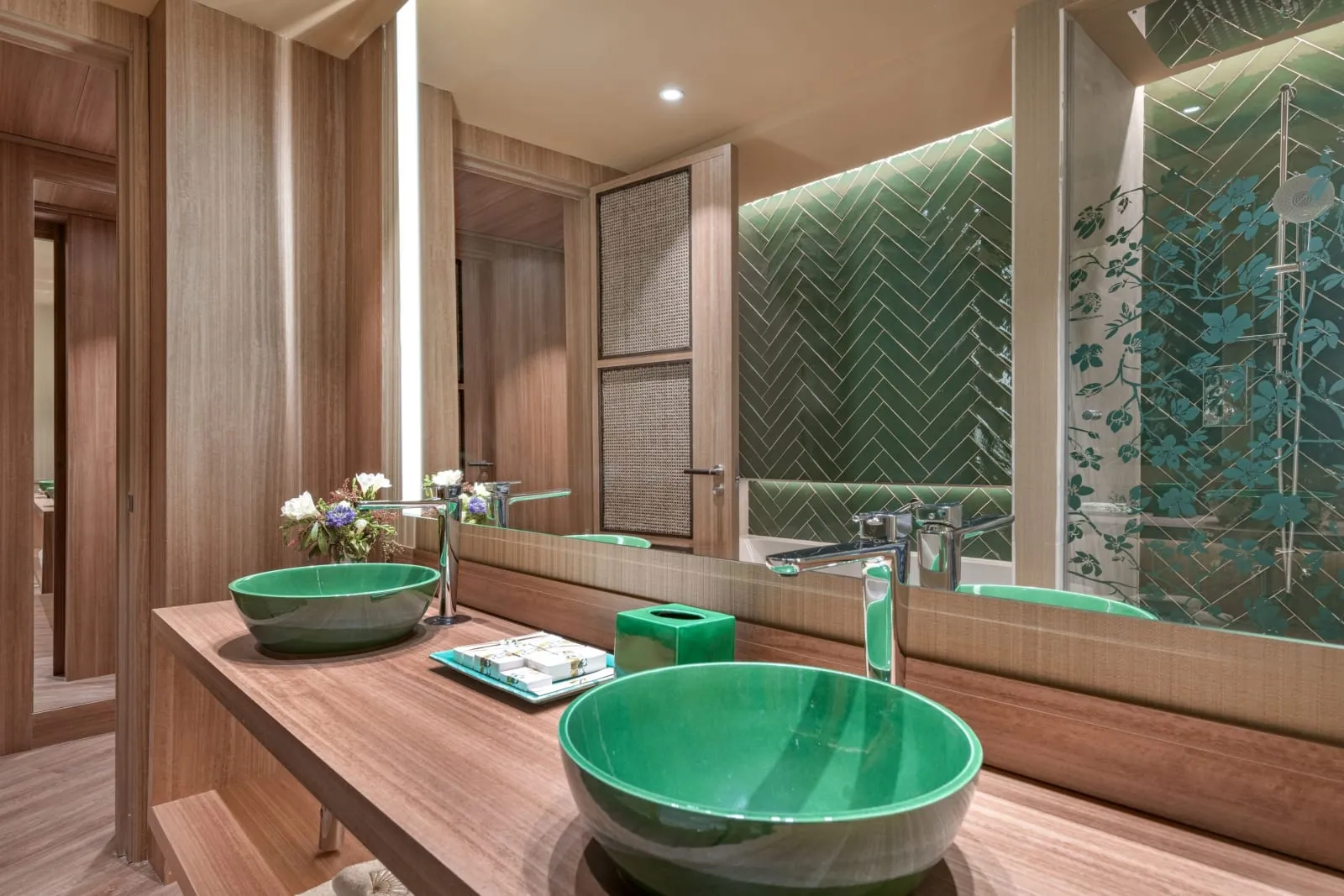 Querencia de Sevilla, Autograph Collection - 3