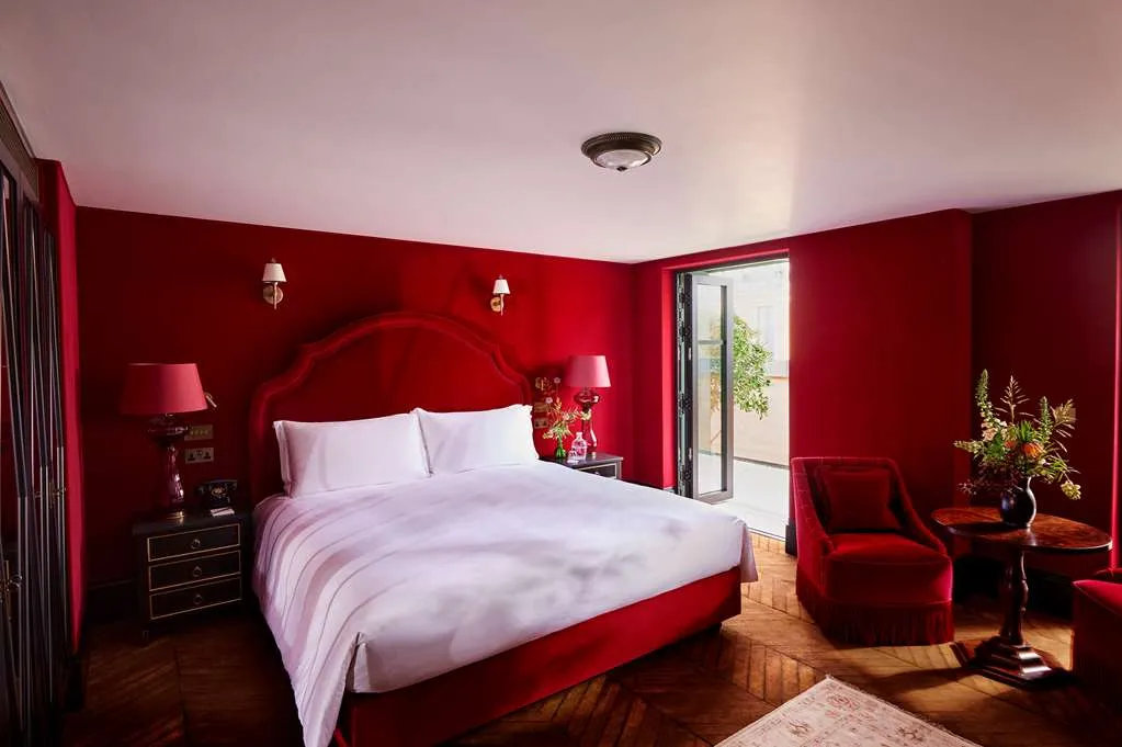 Twenty-Two Hotel - 2