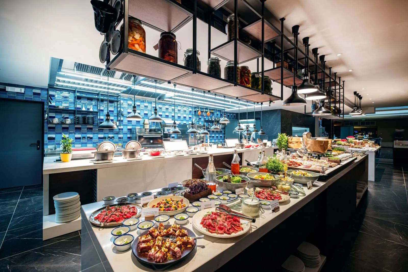 Prague Marriott Hotel - 2