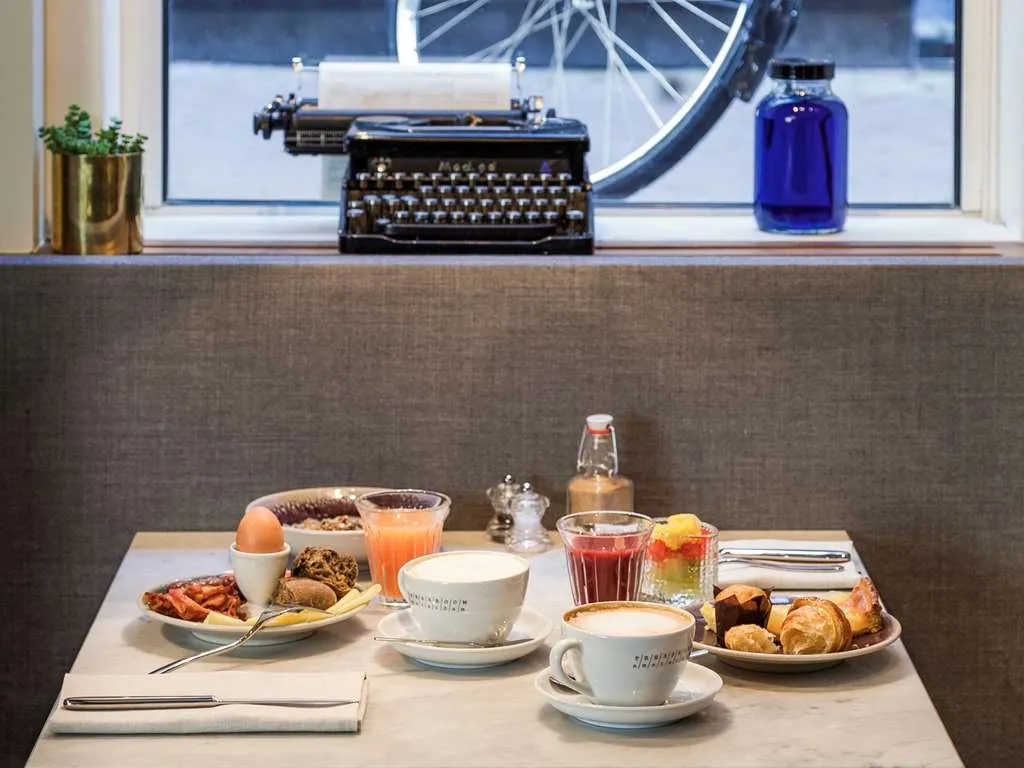 Ibis Amsterdam Centre - 2