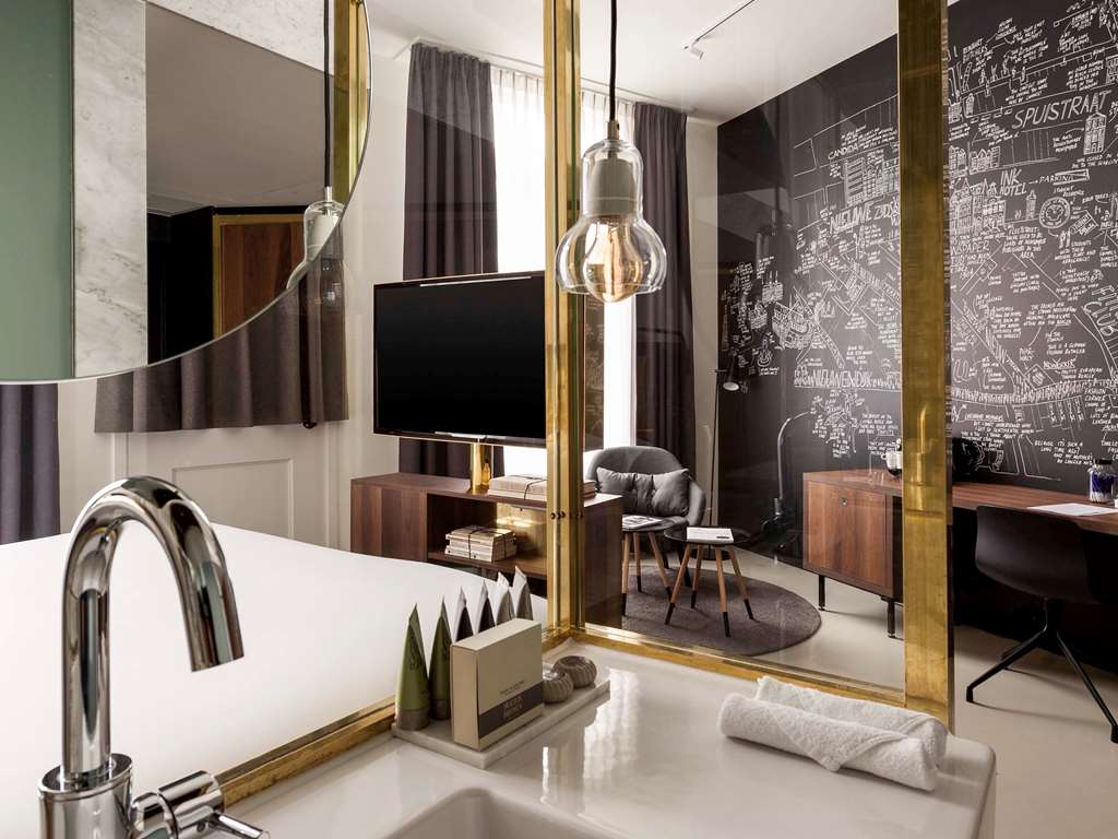 Ibis Amsterdam Centre - 3