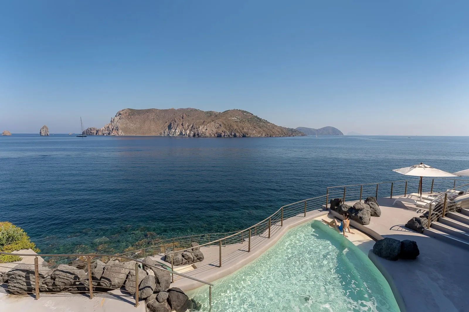 Therasia Resort Sea & Spa - The Leading Hotels of the World - 3