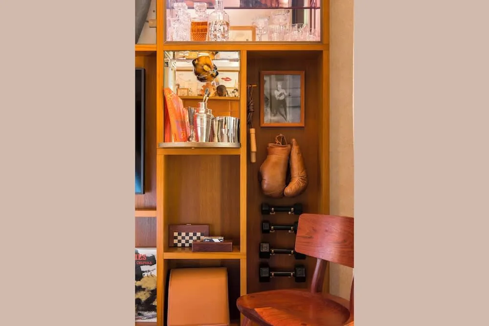 Brach Madrid - Evok Collection - 2