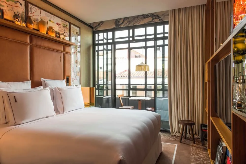 Brach Madrid - Evok Collection - 5