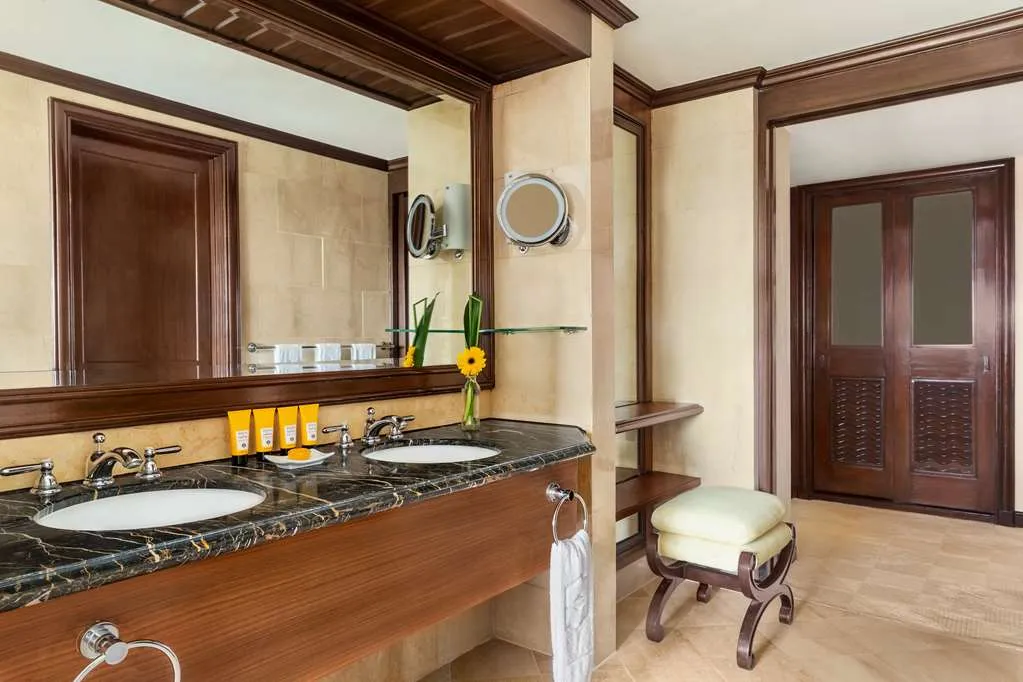 Shangri-La Mactan, Cebu - 5