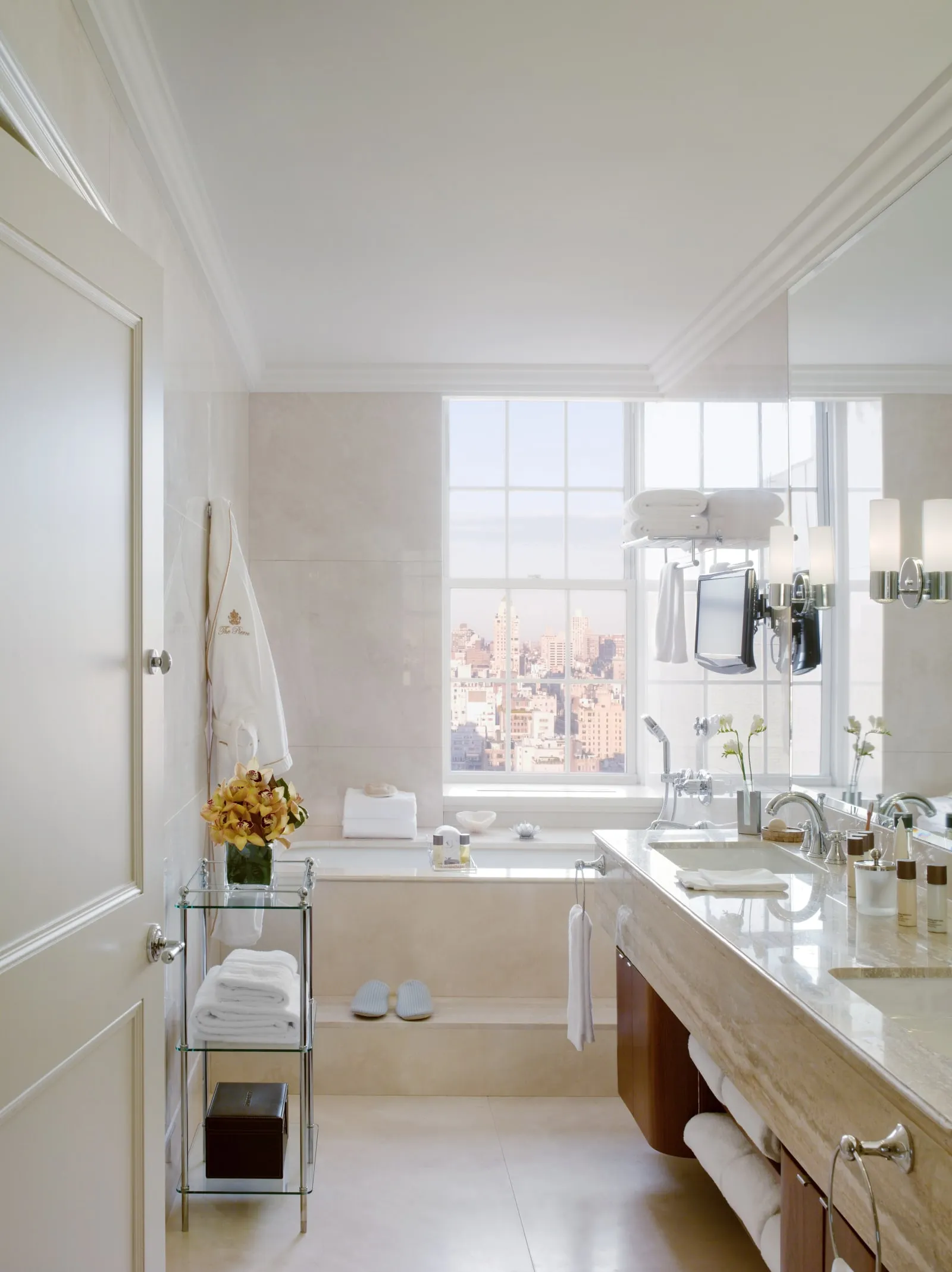 The Pierre, A Taj Hotel, New York - 4