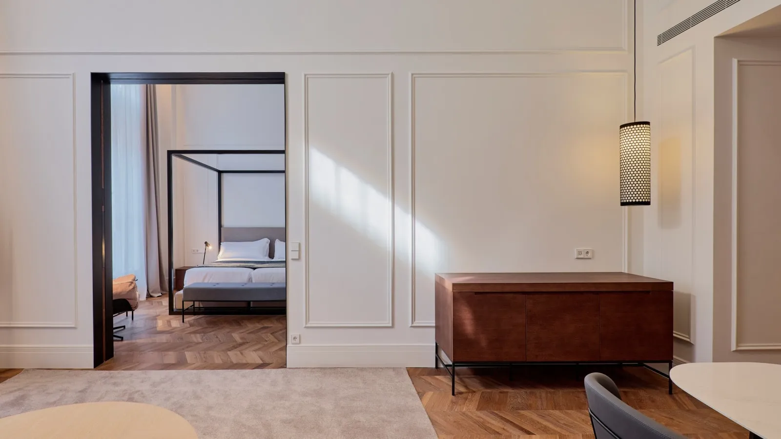 Kozmo Hotel Suites & Spa - Small Luxury Hotels of the World - 2