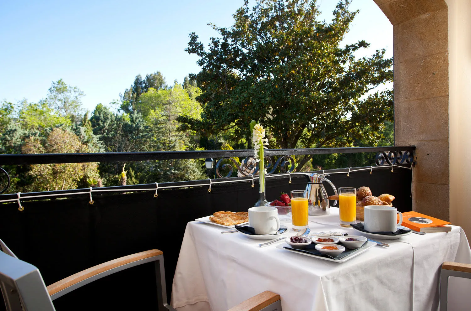 Le Vallon de Valrugues Hotel Spa & Villas - 2