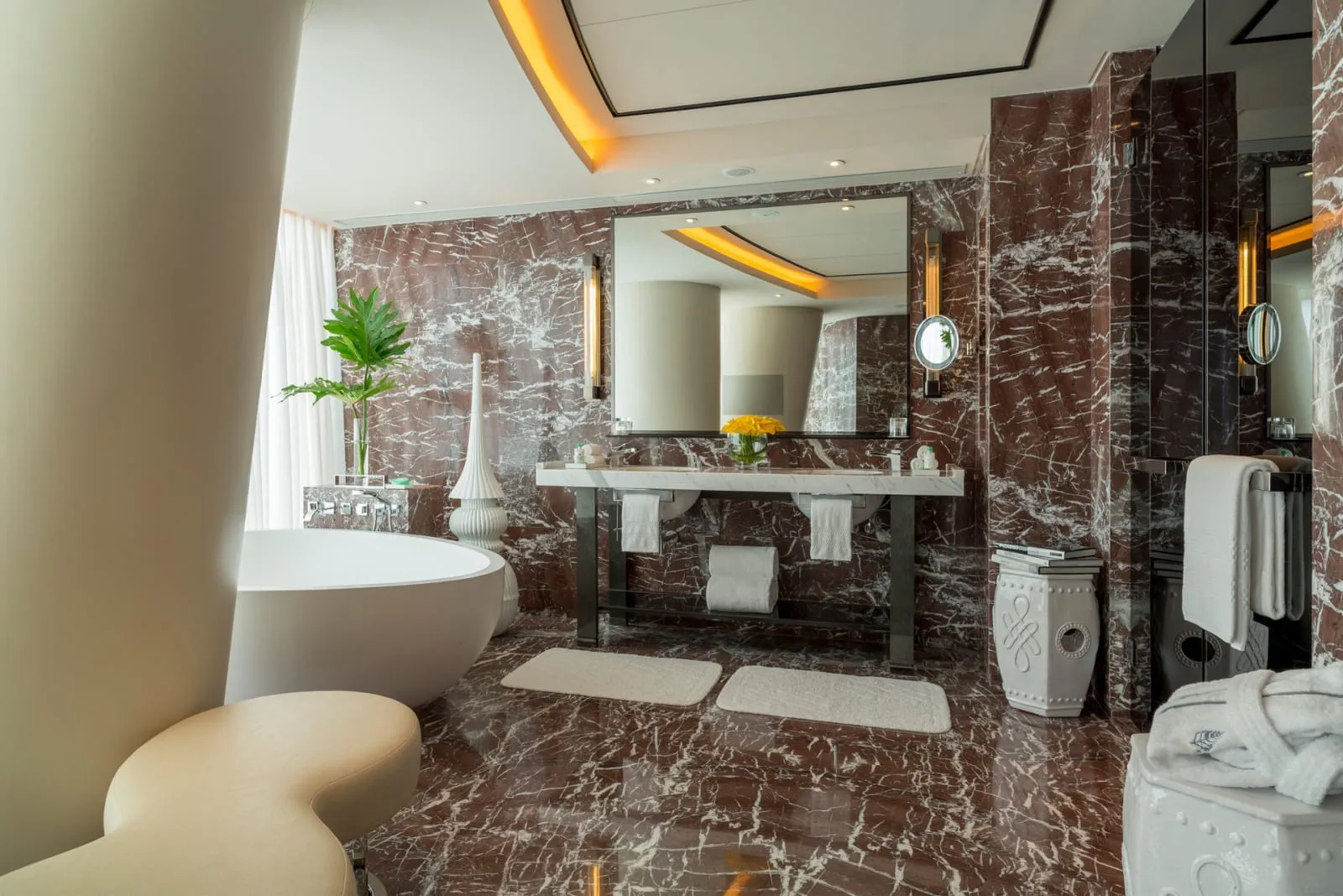 Four Seasons Hotel Guangzhou - 3