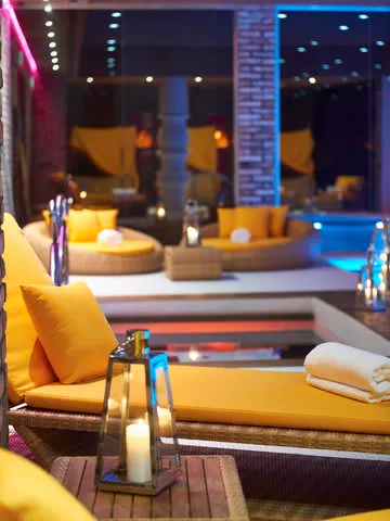 Aria Hotel Budapest by Library Hotel Collection - 4