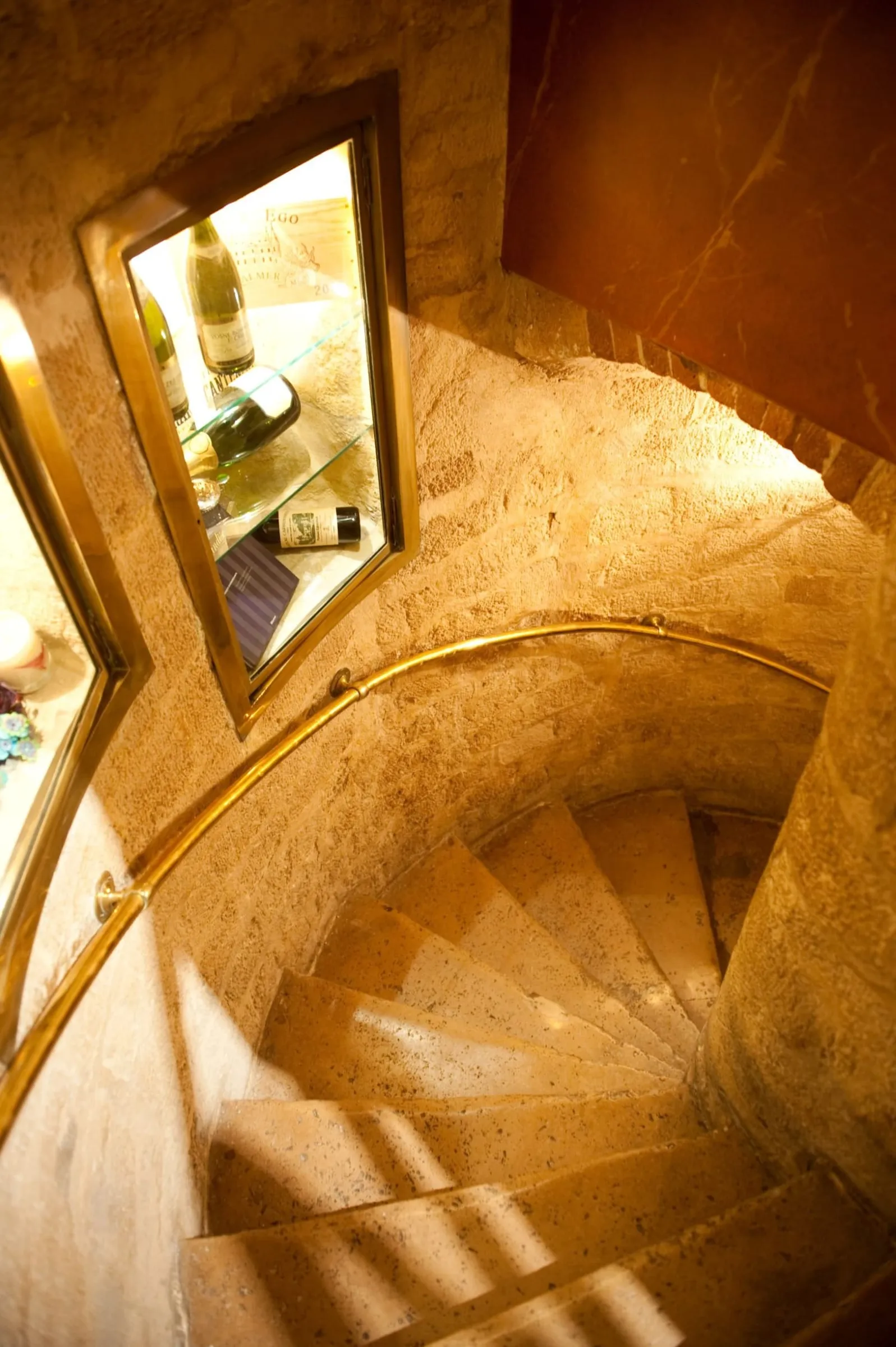 L'Hotel - 2