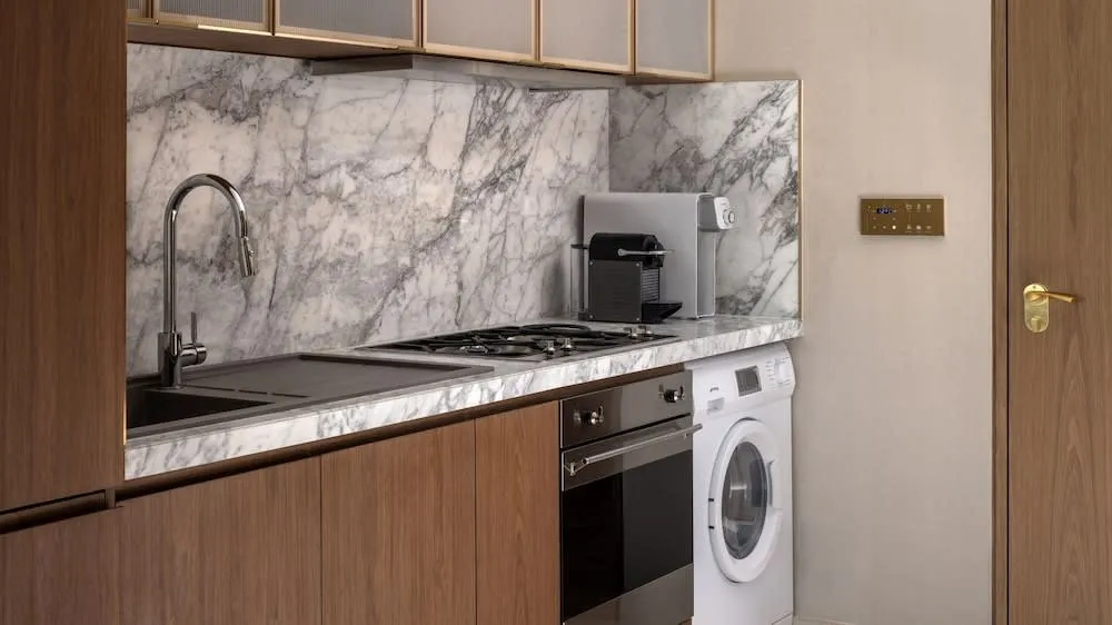 InterContinental RESIDENCES DUBAI BUSINESS BAY by IHG - 3