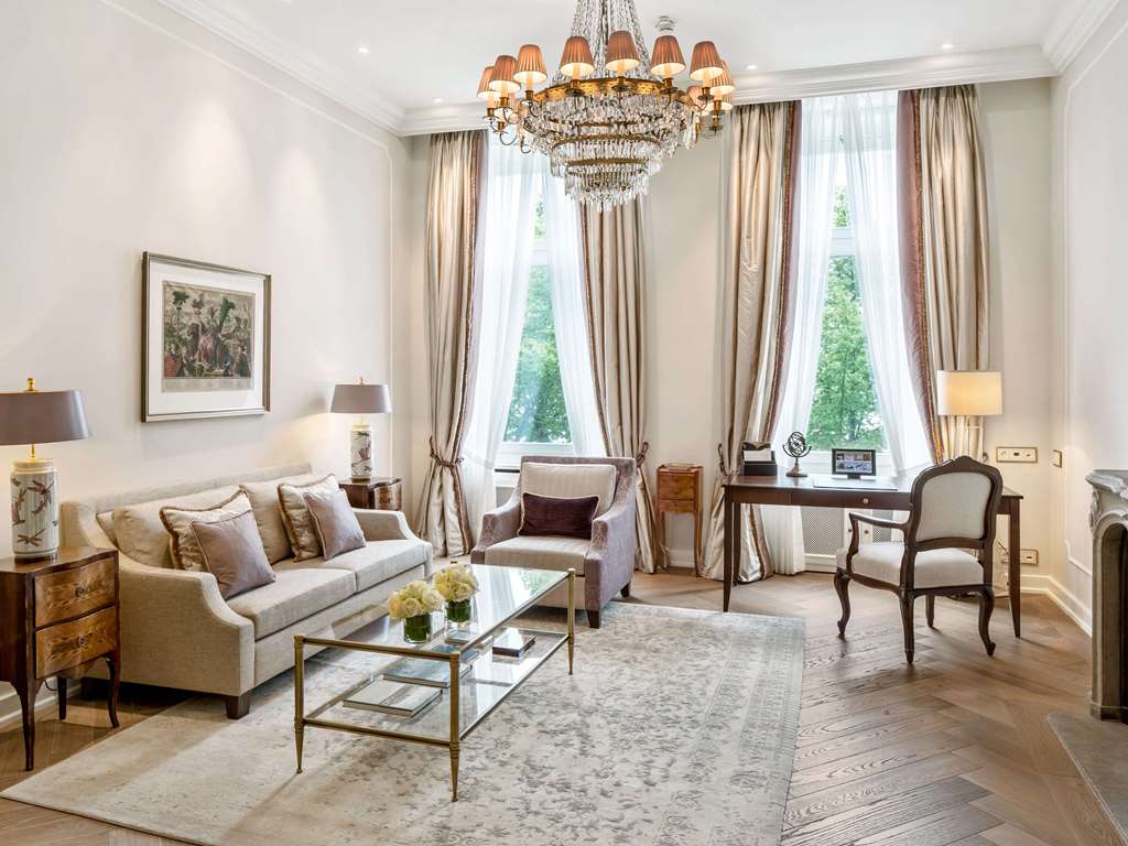 Fairmont Hotel Vier Jahreszeiten - 3