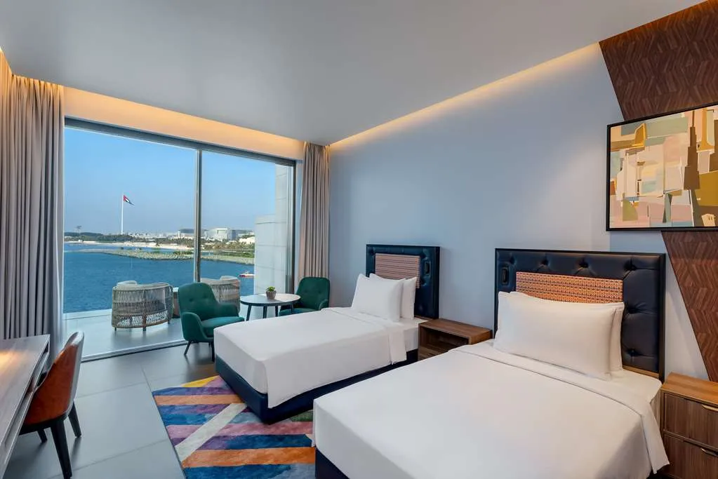 Hyatt Centric Jumeirah Dubai - 3