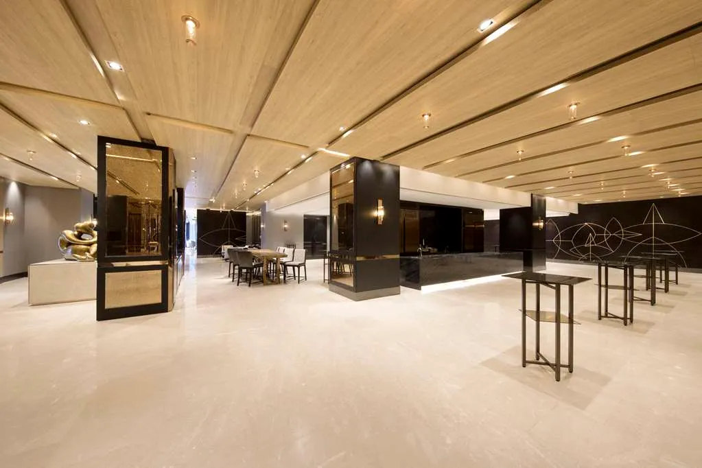 Hyatt Regency Bangkok Sukhumvit - 3