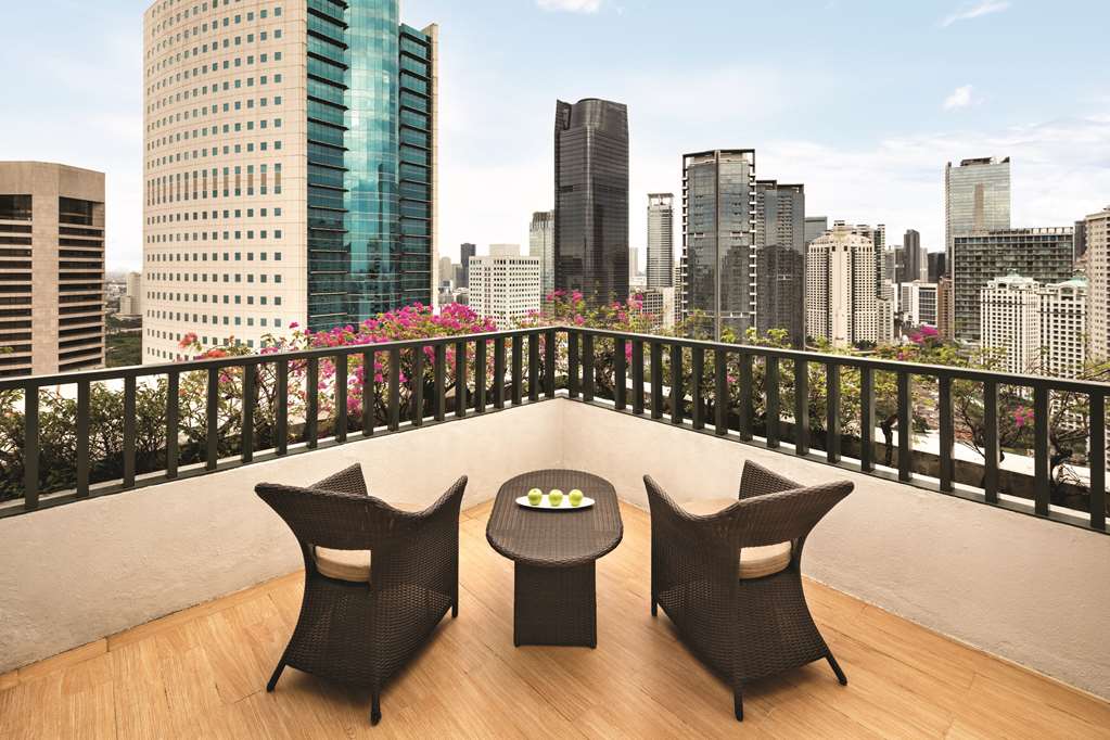 Shangri-La Jakarta - 4