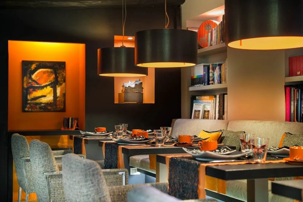 Charming House iQs - 2