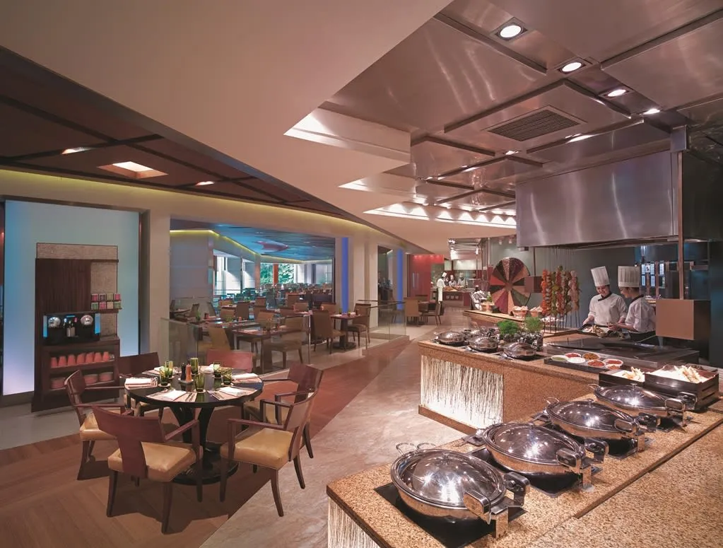 Makati Shangri-La, Manila - 3