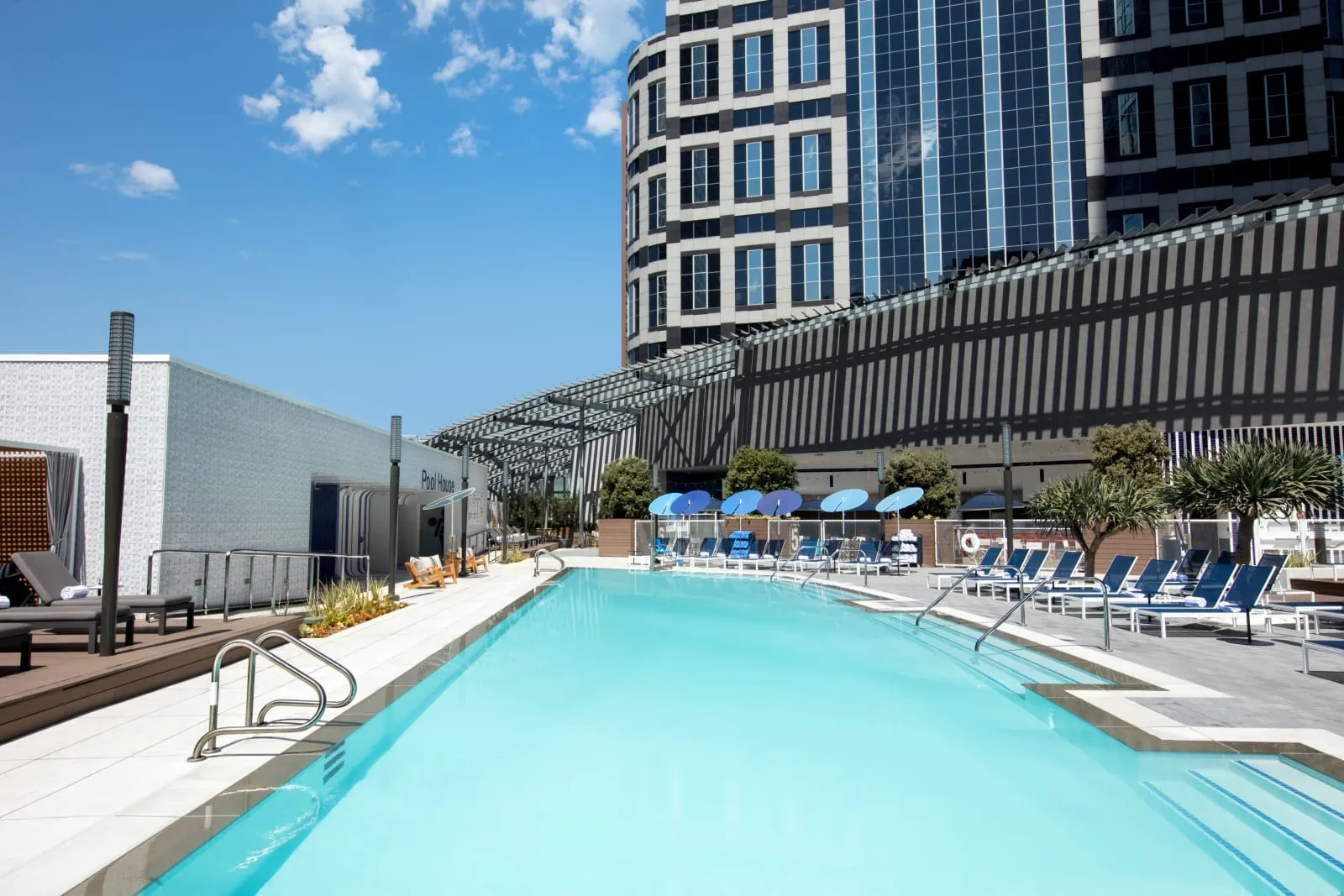Doubletree by Hilton Los Angeles Downtown - 5