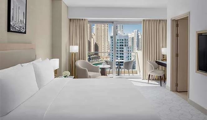 JW Marriott Hotel Marina - 4