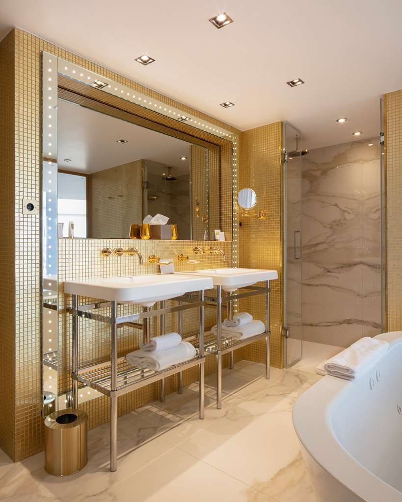 Hotel Bowmann - 3