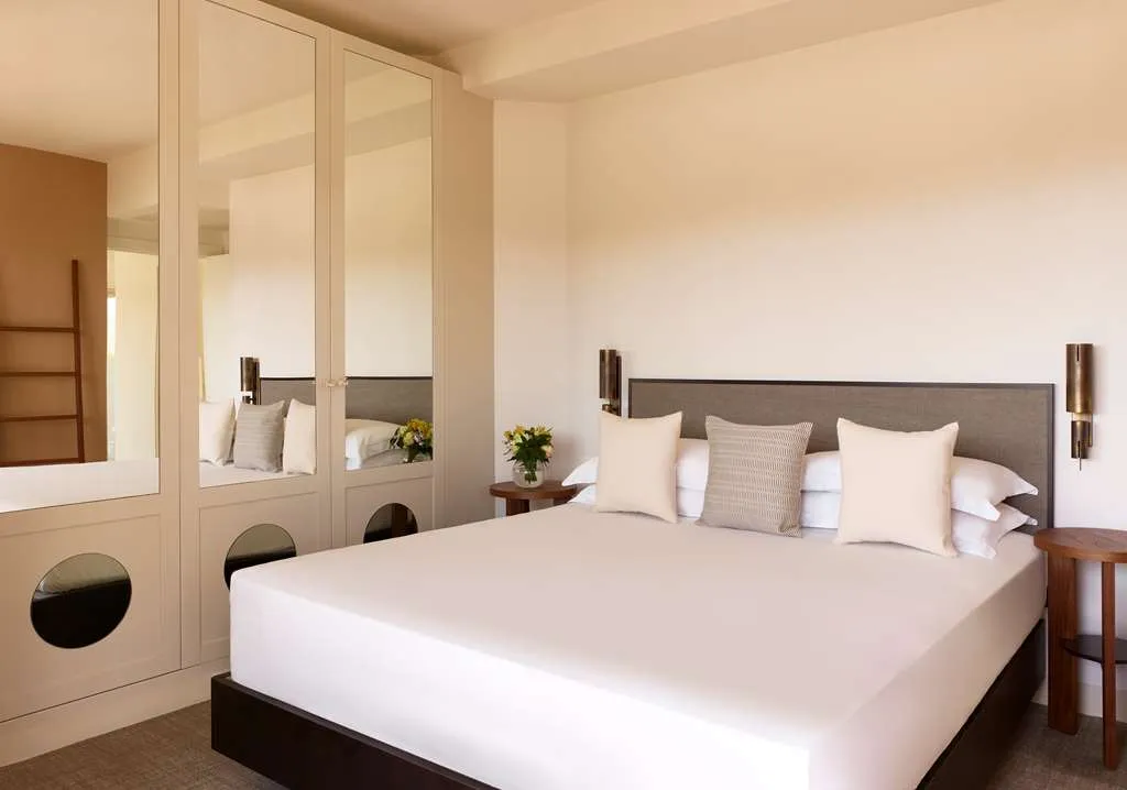 Baia Chia Laguna Resort, Curio Collection by Hilton - 4