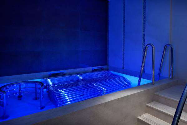 Kempinski the Boulevard Dubai - 2