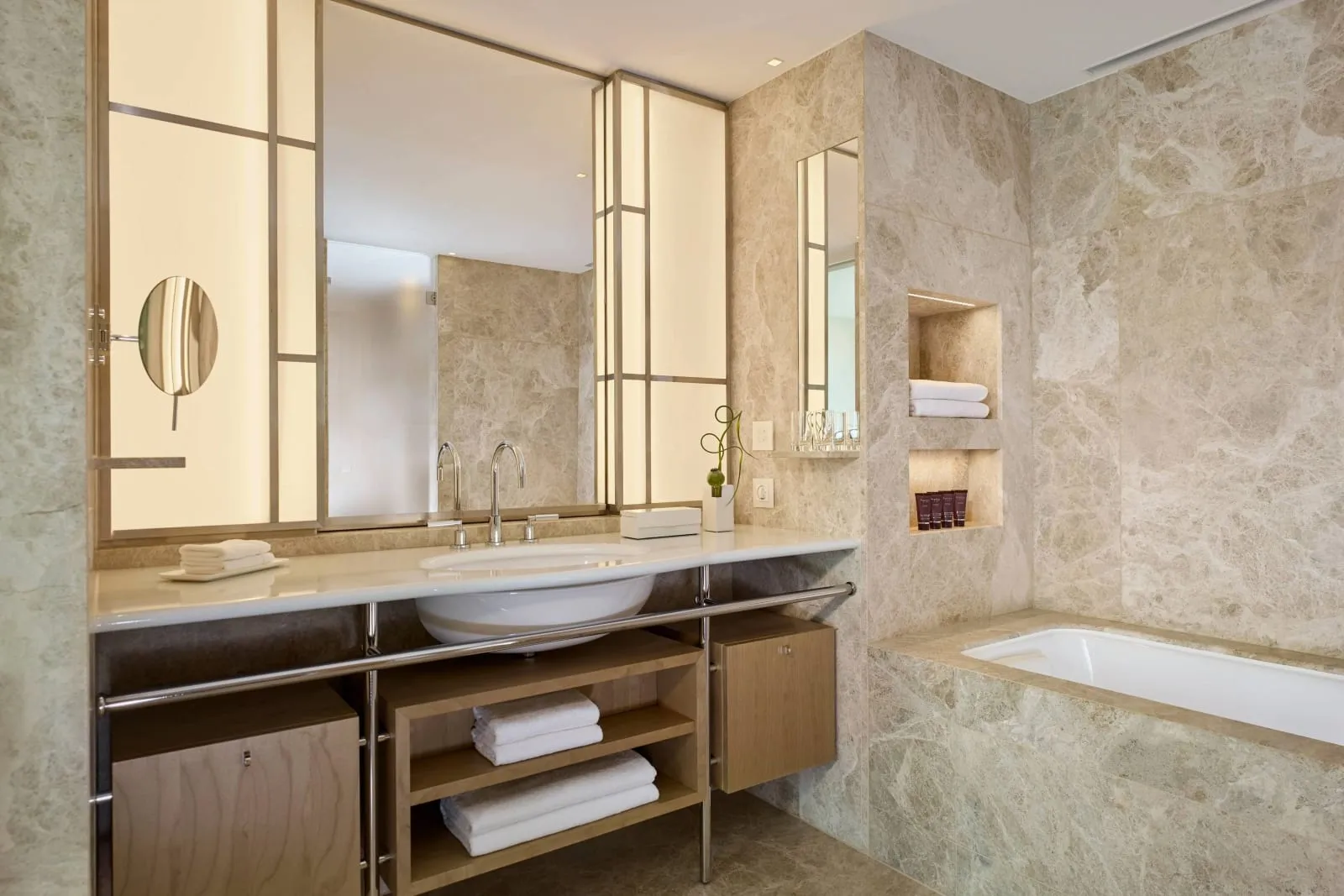 The Ritz-Carlton, Wolfsburg - 3