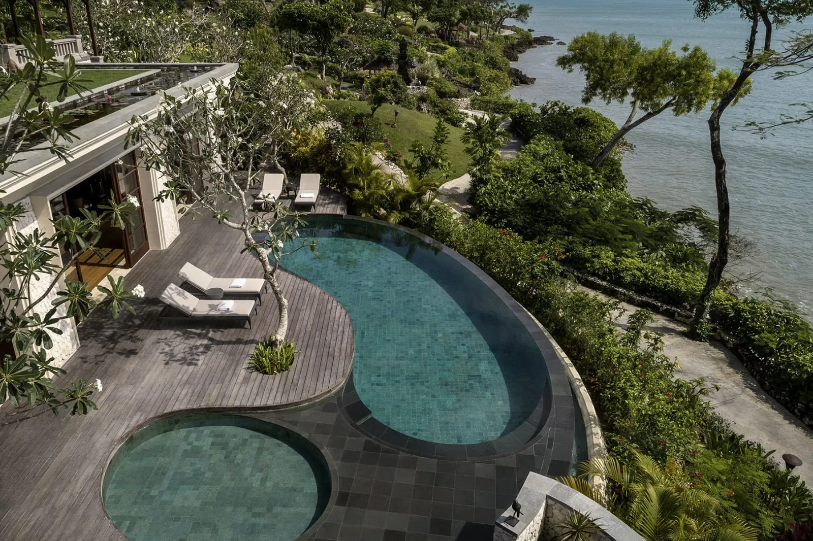 Four Seasons Resort Bali at Jimbaran Bay - 3