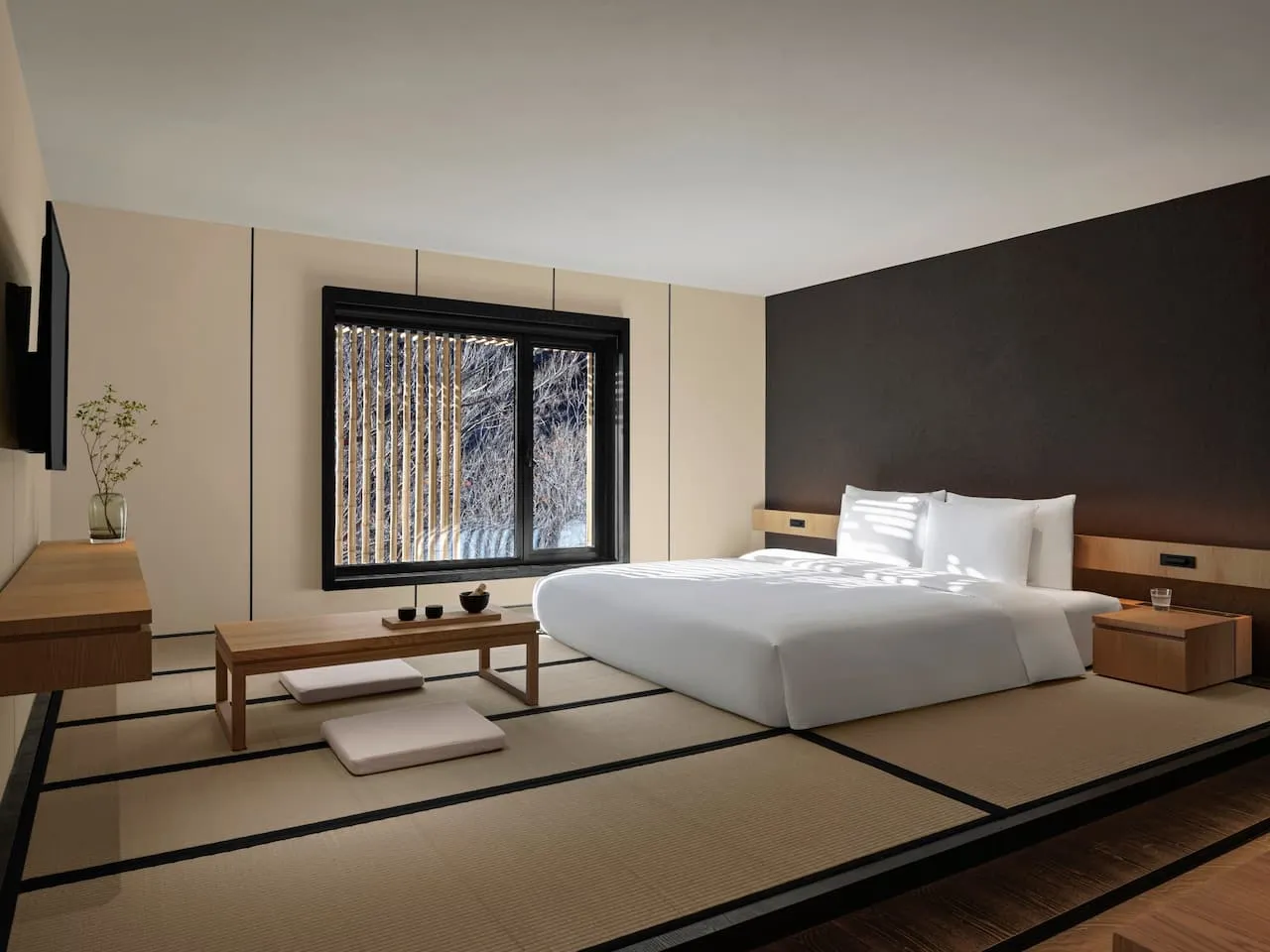 Commune by the Great Wall