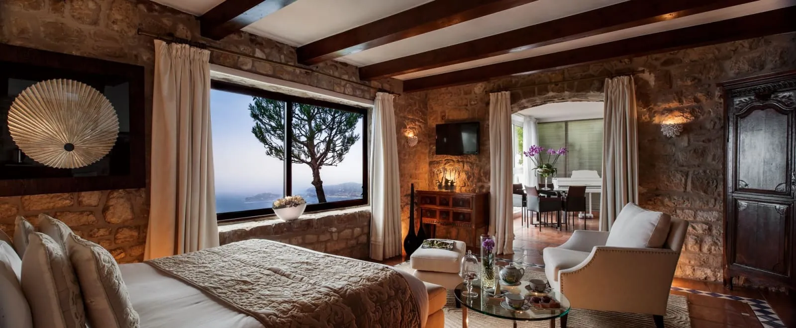 Chateau De La Chevre D Or - 4