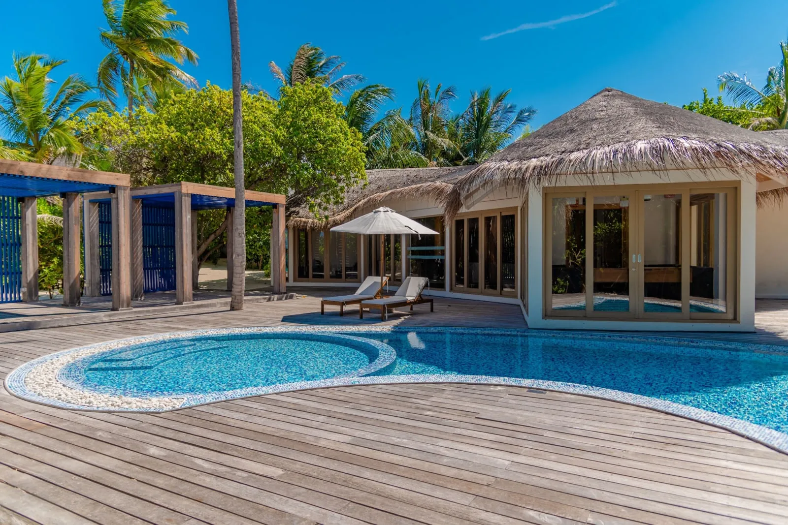JW Marriott Maldives Resort & Spa - 2