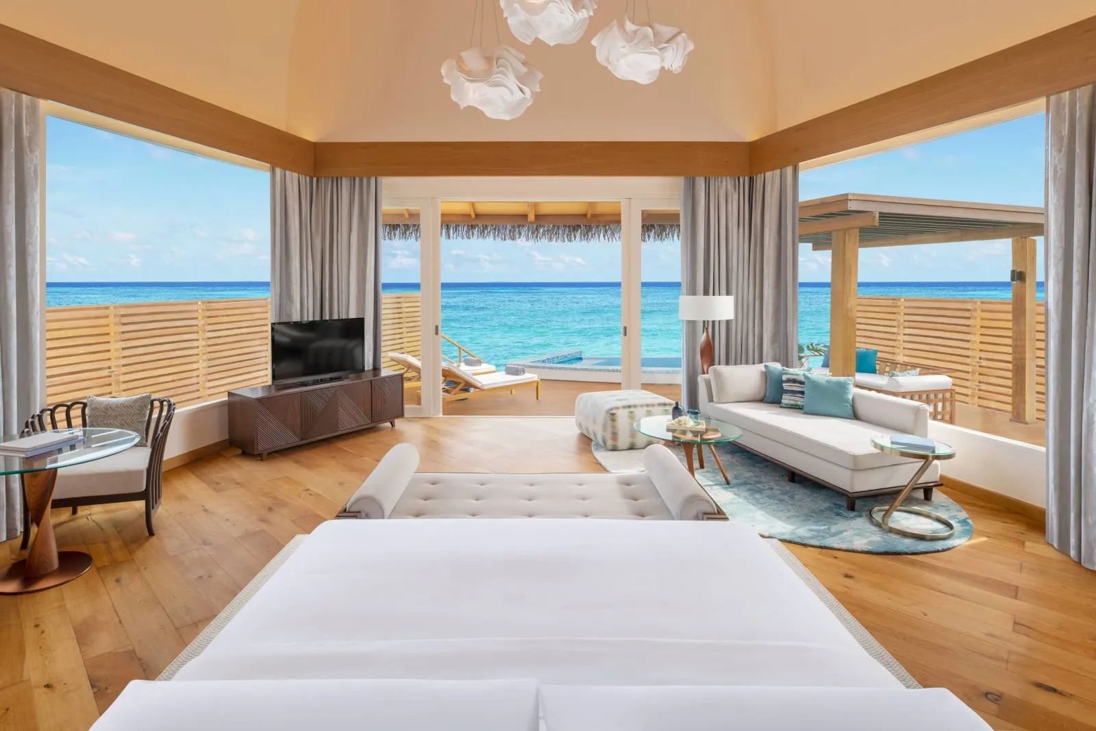 JW Marriott Maldives Resort & Spa - 4