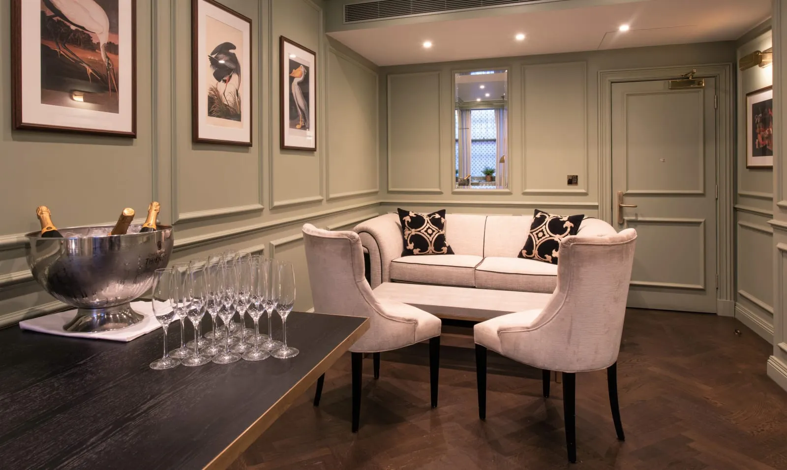 11 Cadogan Gardens and The Apartments by Iconic Luxury Hotels - 3