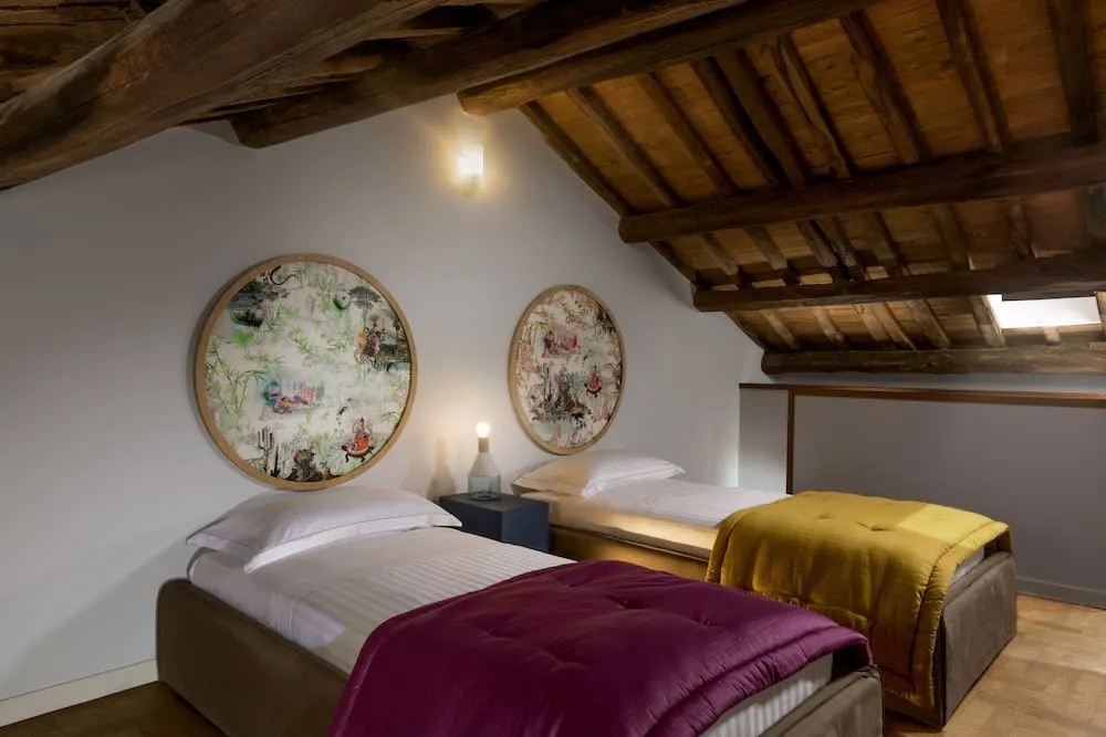 Palm Suites - Small Luxury Hotels of The World - 3