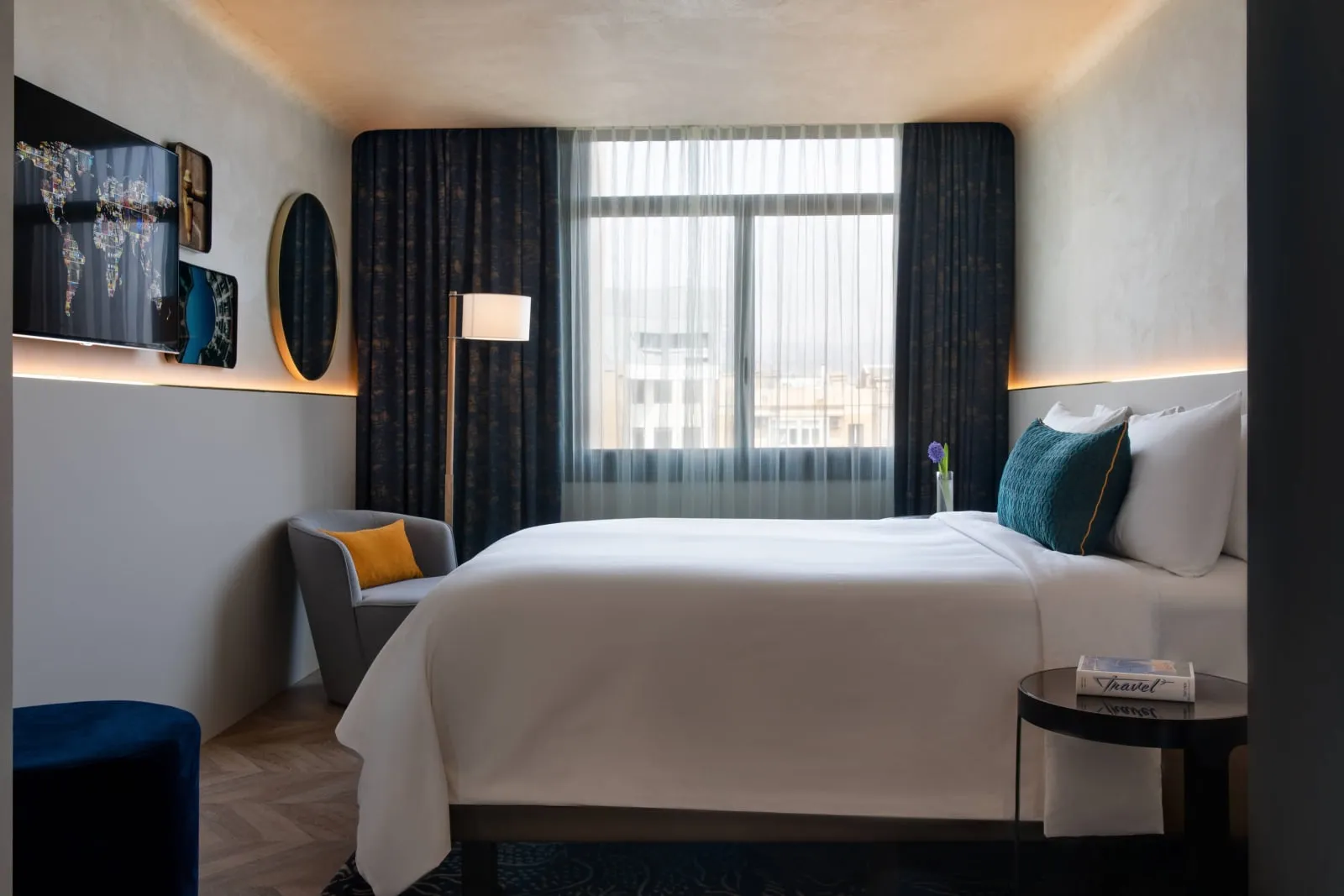 Renaissance Barcelona Hotel - 2