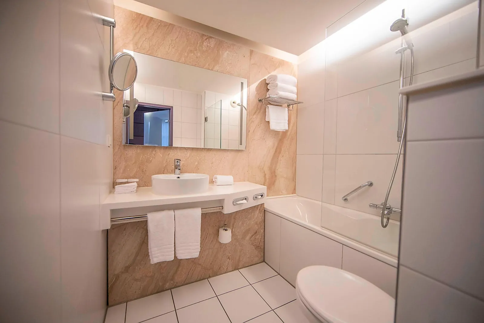 Apollo Hotel Amsterdam, a Tribute Portfolio Hotel - 4