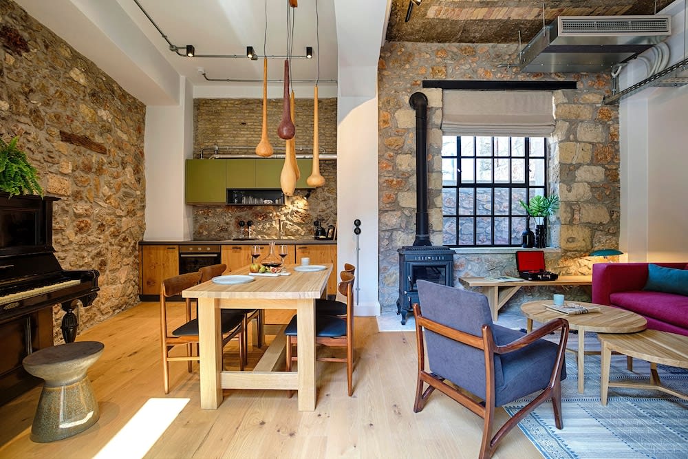 The Foundry Suites — 6