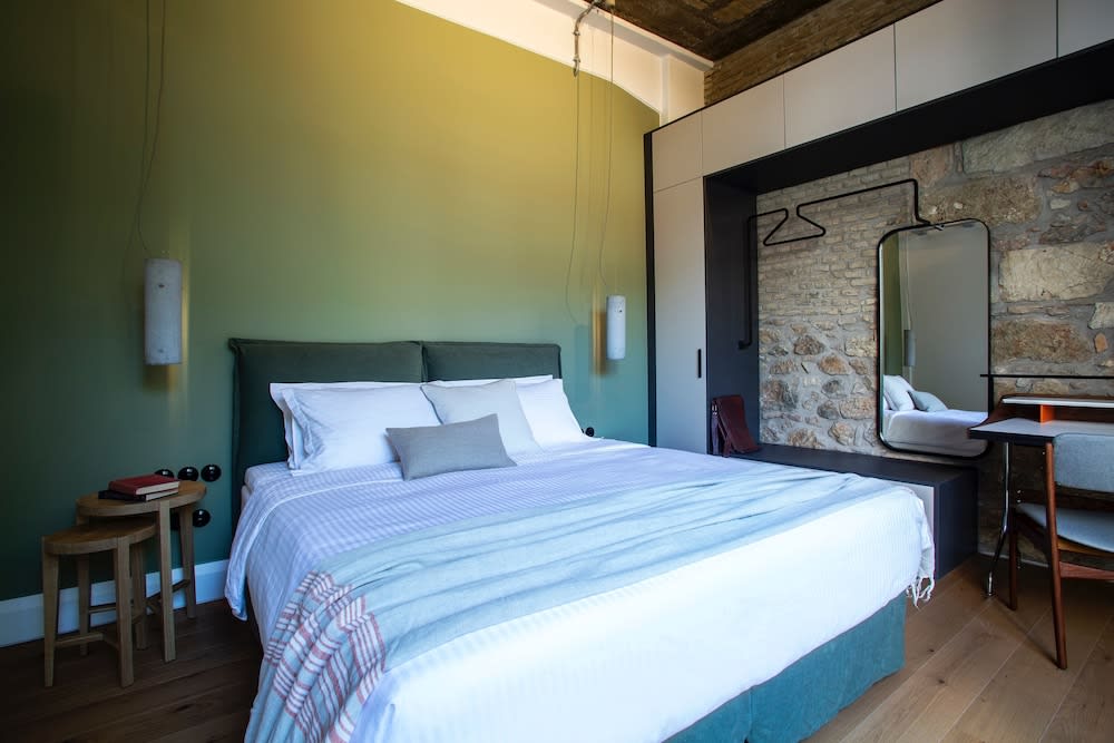 The Foundry Suites — 7