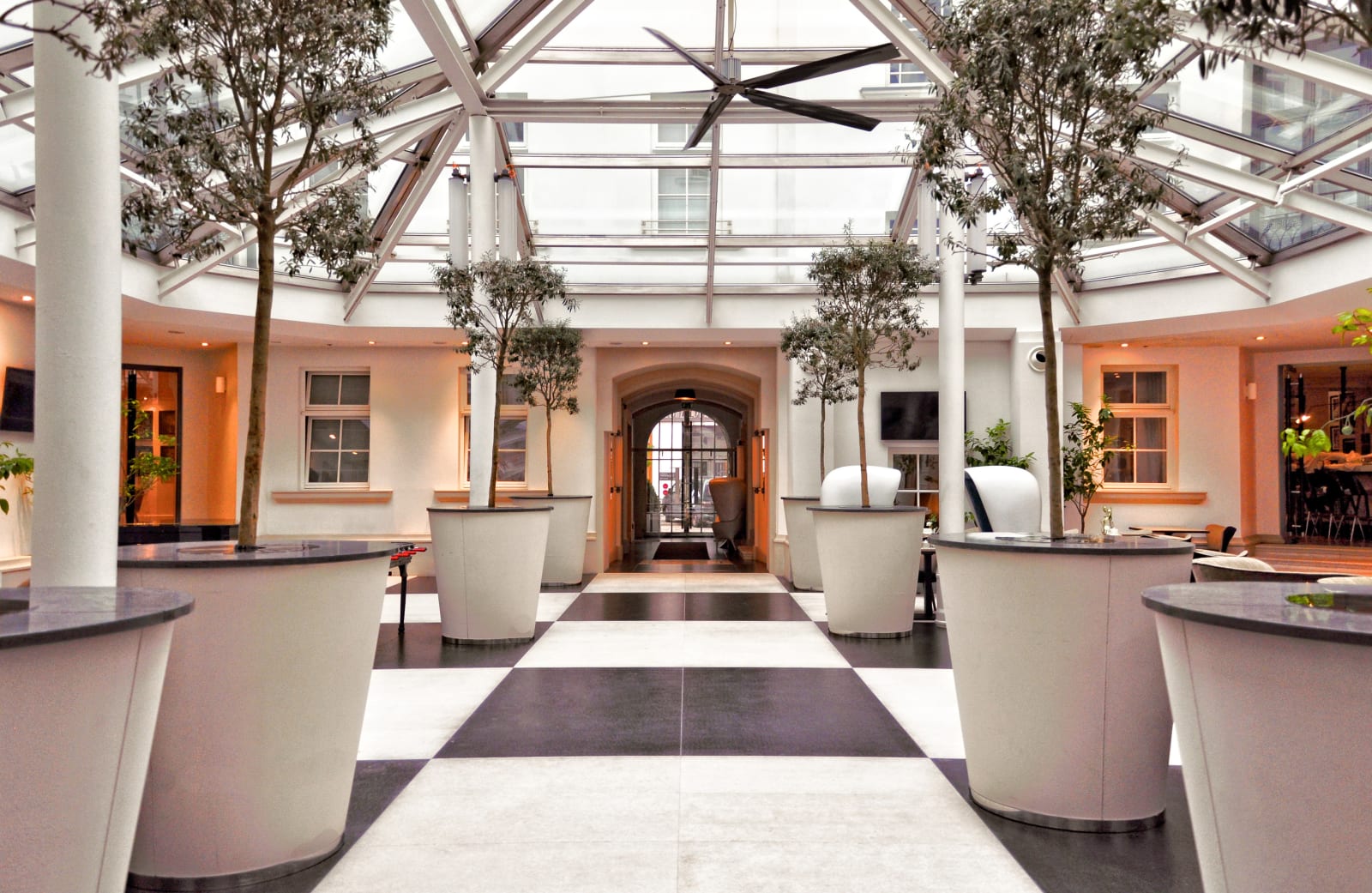 H15 Boutique Hotel - 2
