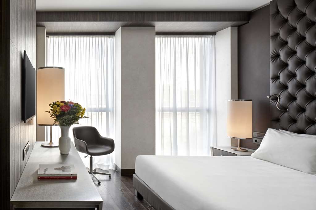 Hyatt Centric Milan Centrale — 10