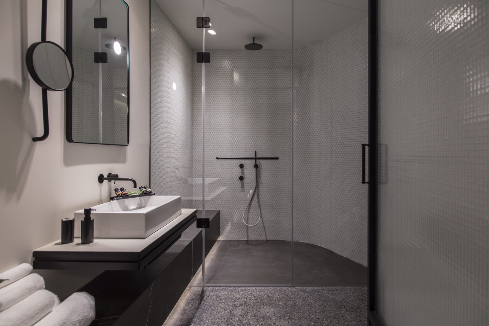 Perianth Hotel — 10